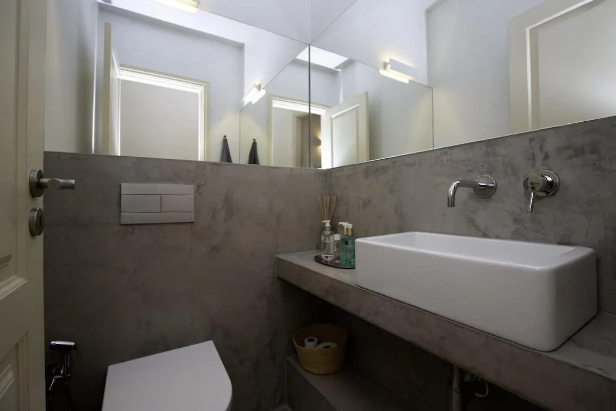 Artistic Duplex Apartment Lisbon 0*,